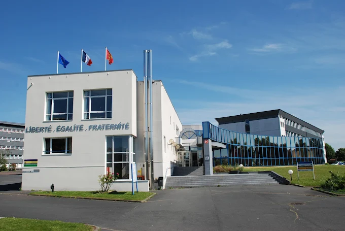 Lycée Jean Rostand (Caen) – 10 mars – Matinée de simulation d’entretiens d’embauche – Projet E.C.O
